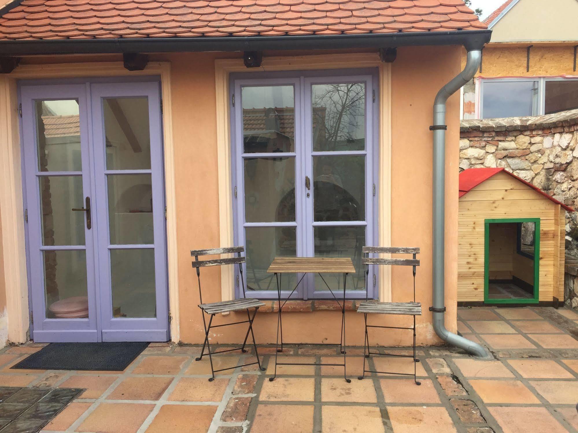 Boutique Apartman Mikulov Exterior photo